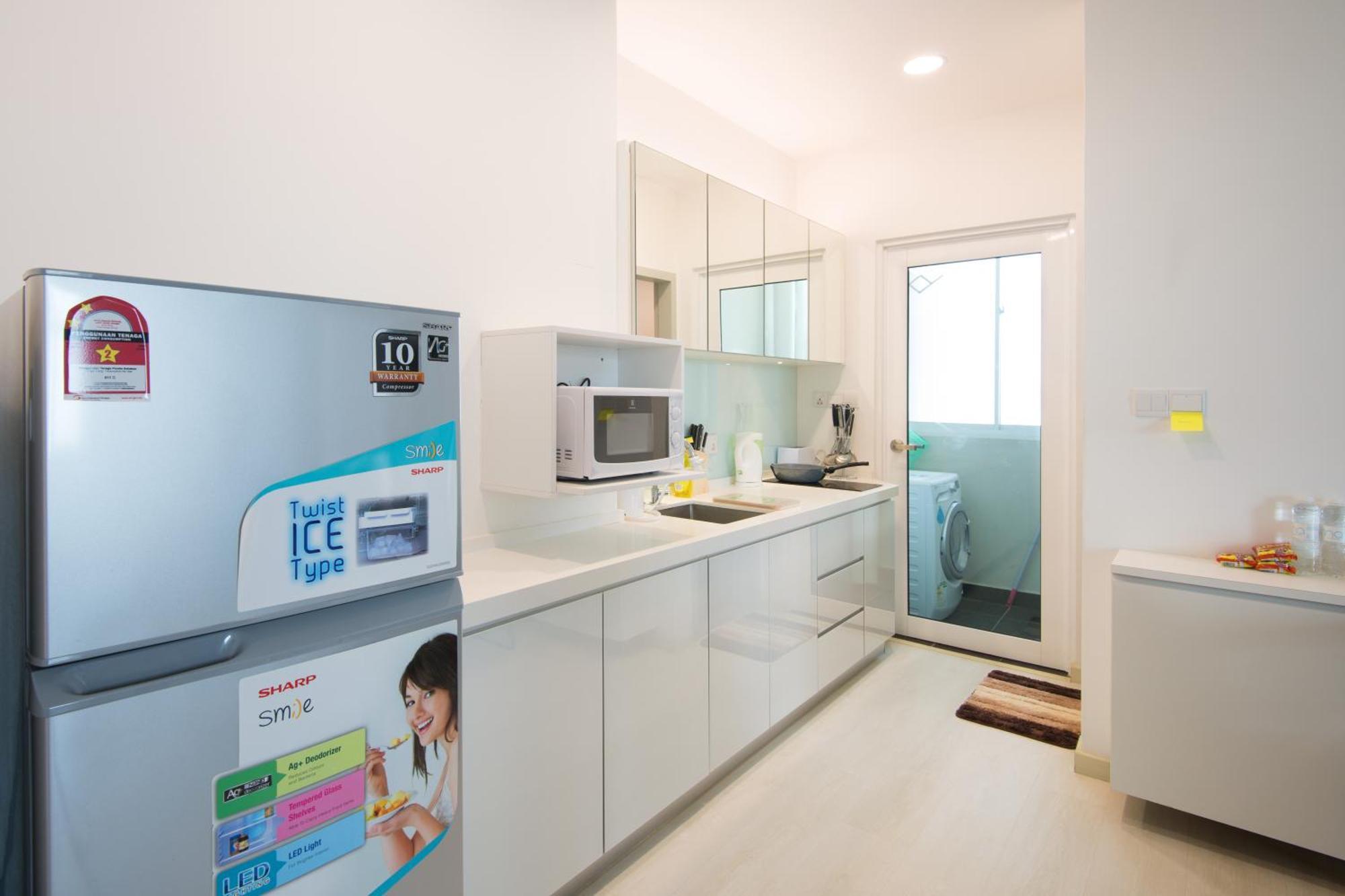 Straits Garden Suites By The Homestay Helper 乔治敦 外观 照片